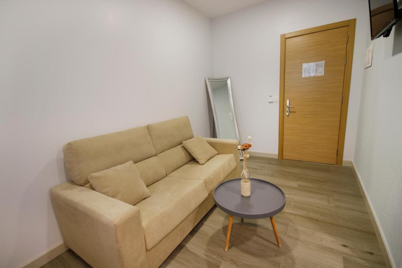Hotel Leo Monesterio Extérieur photo