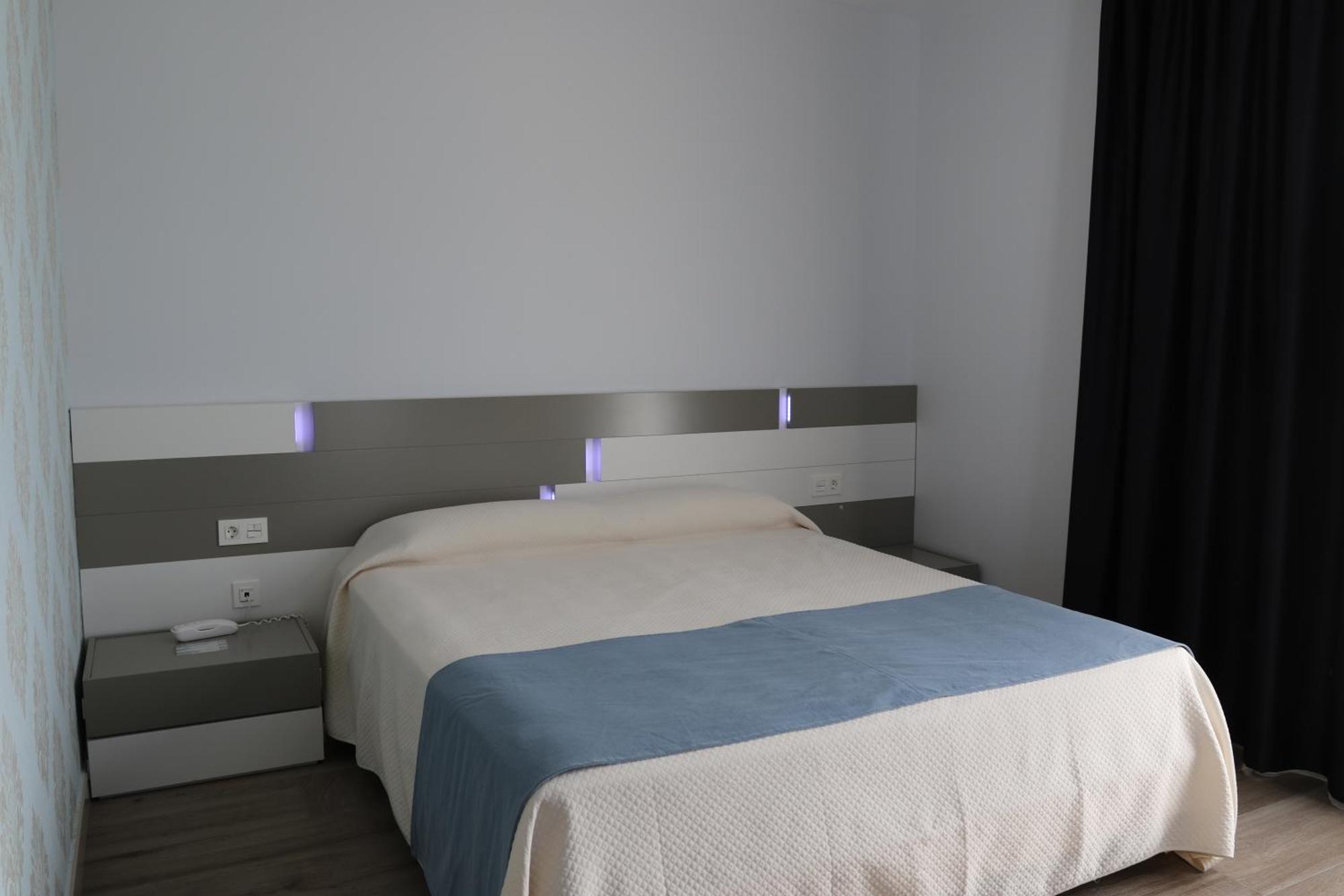 Hotel Leo Monesterio Chambre photo